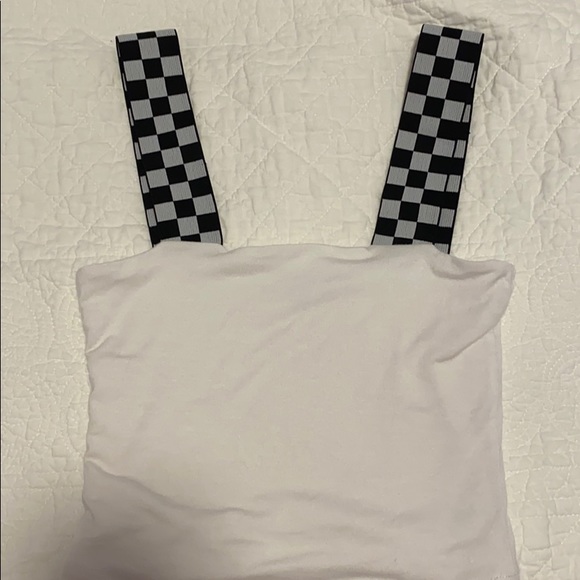 Bundle of LF tops new size xs! - Picture 3 of 4